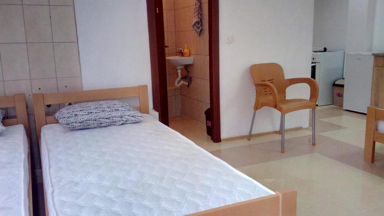 Ivana Ohrid Buitenkant foto